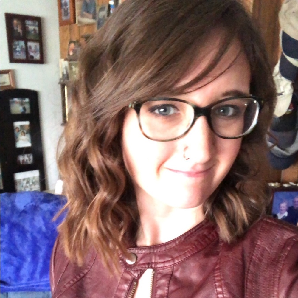 Meet your Posher, Brianna